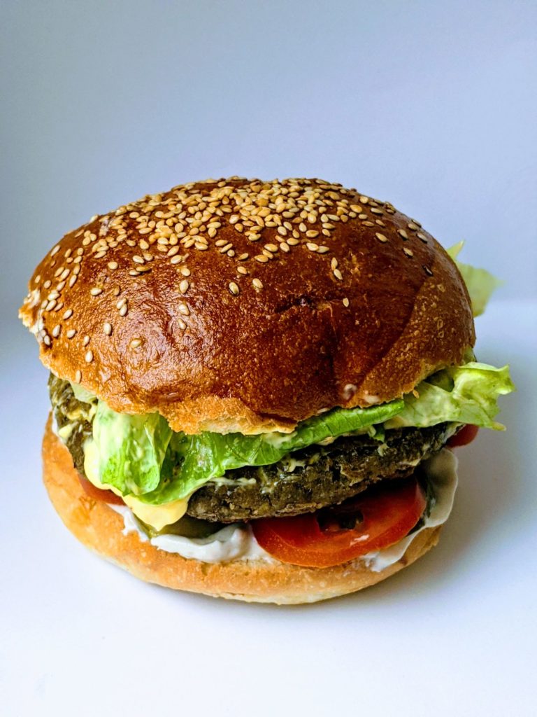 vegetariánský hamburger
